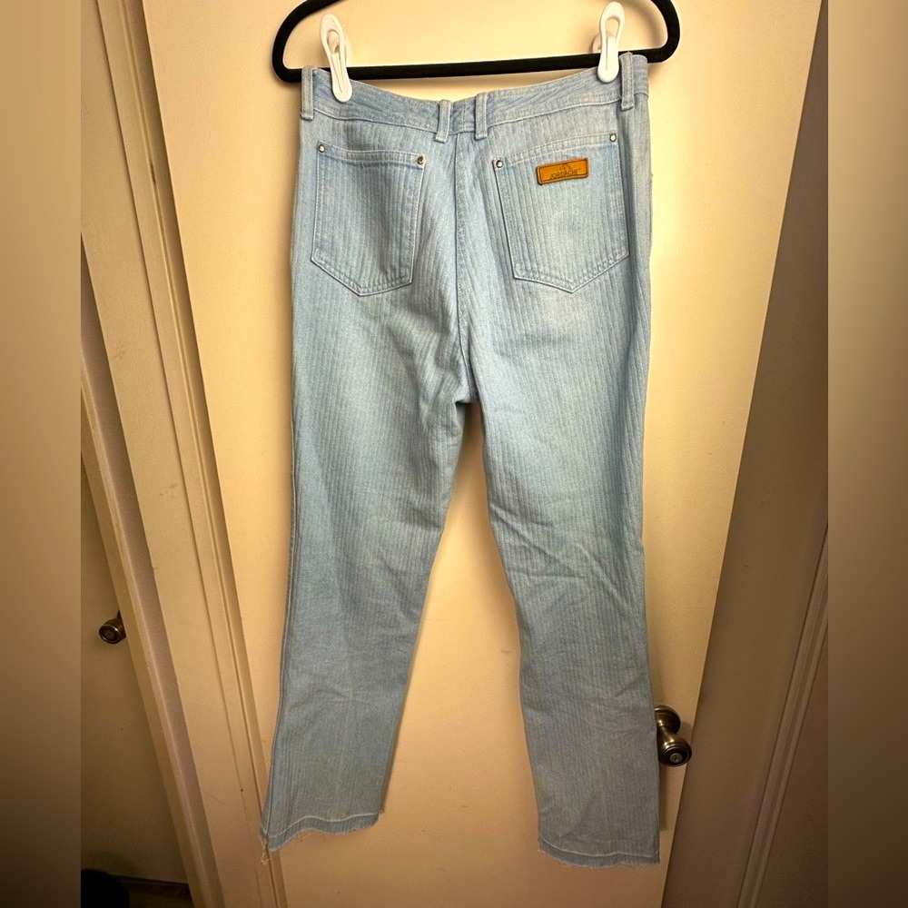 Jordache Lighter Wash Vintage High Rise Textured Lines Raw‎ Hem Jeans